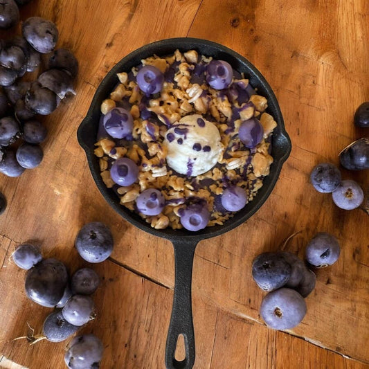 Huckleberry Harvest Skillet - Candle